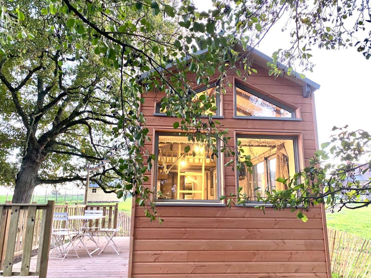 Jolie Tiny House Sous Les Grands Arbres Villa Cholet Dış mekan fotoğraf